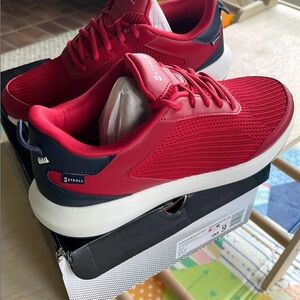 Stroll spikeless golf shoes. New. Size 9 mens